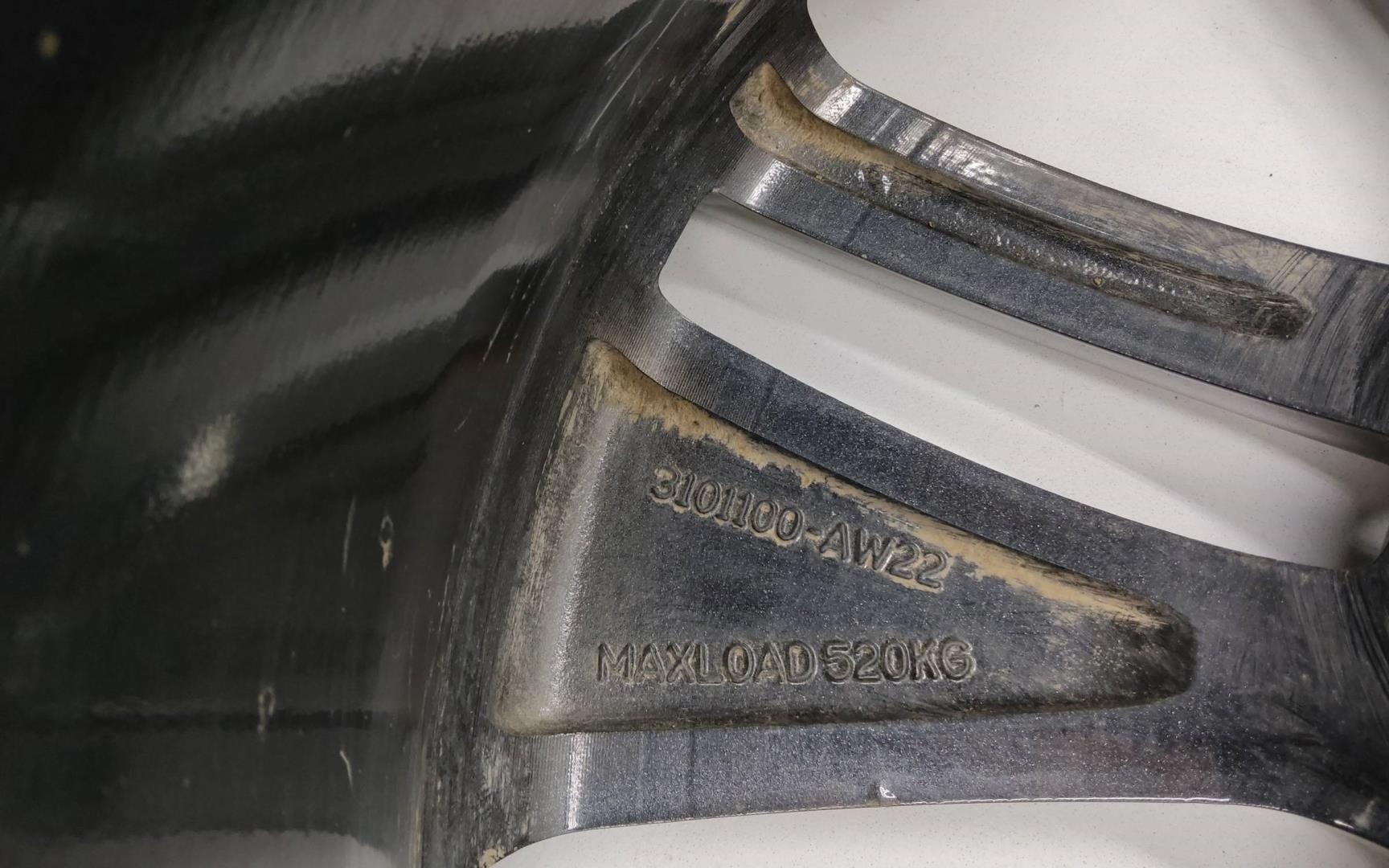 Диск колесный литой легкий сплав