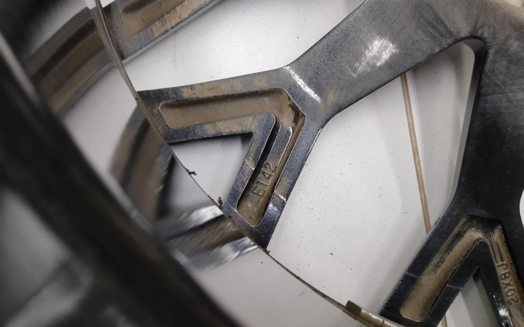 Диск колесный литой легкий сплав