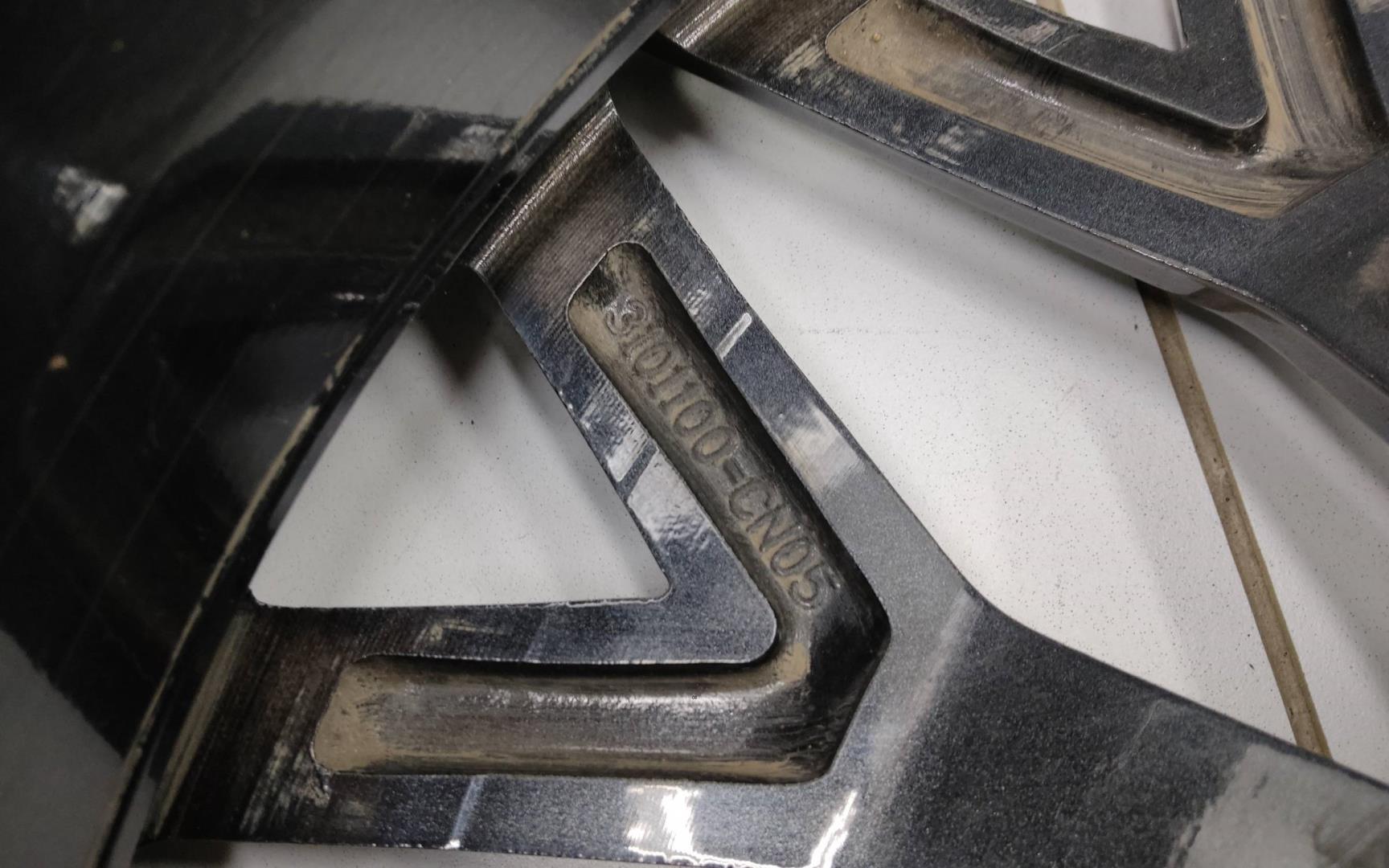 Диск колесный литой легкий сплав