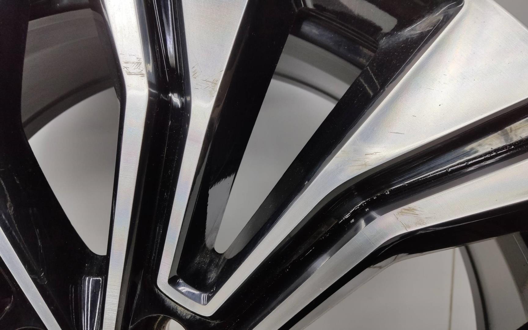 Диск колесный литой легкий сплав