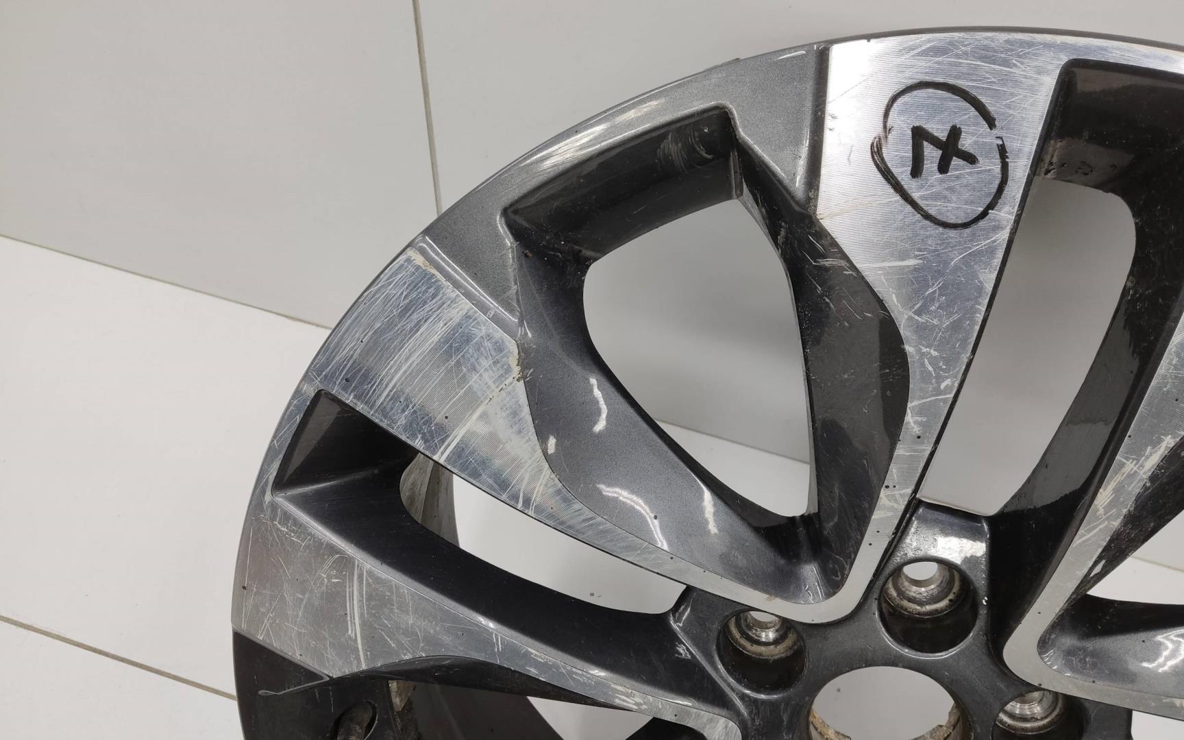 Диск колесный литой легкий сплав