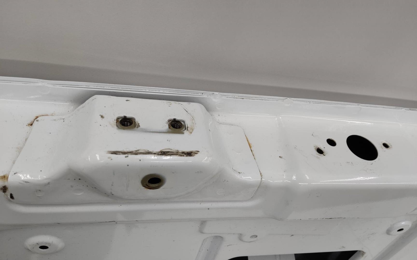 Дверь задняя левая