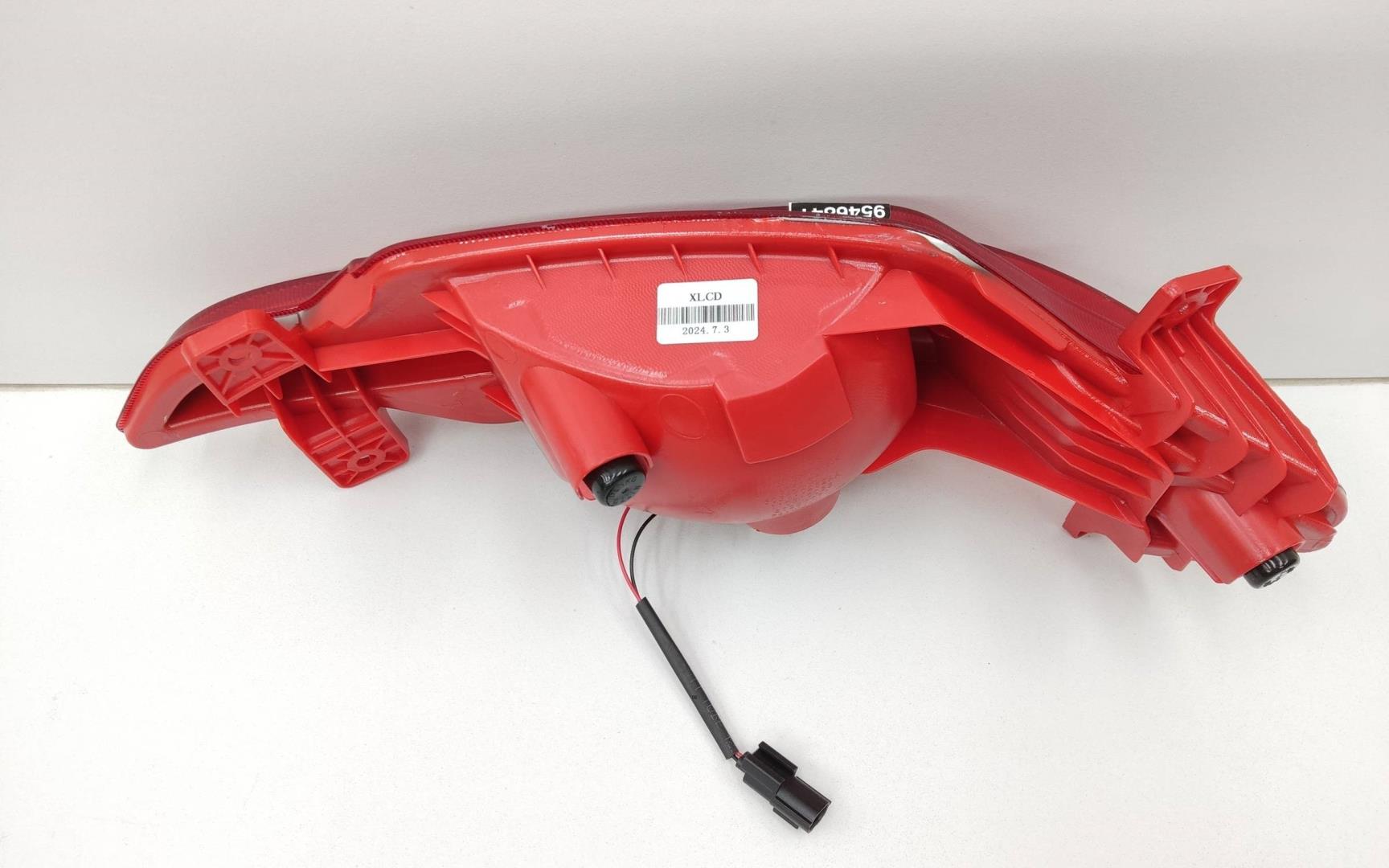 Фонарь задний в бампер левый