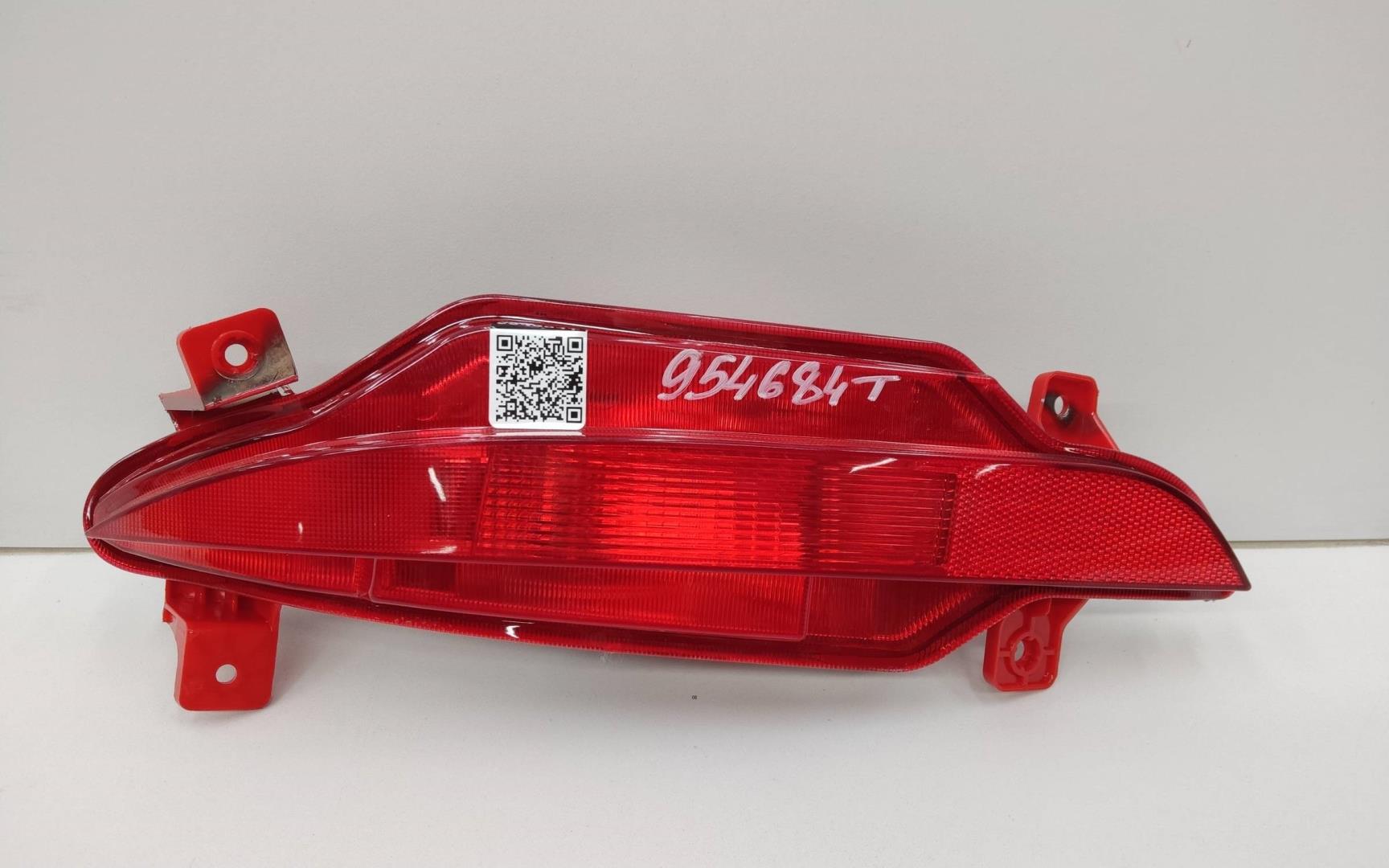 Фонарь задний в бампер левый