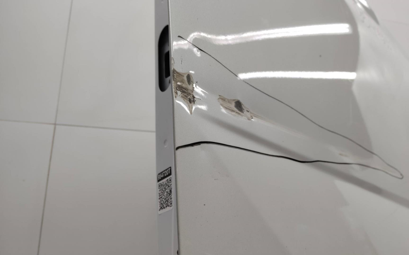 Дверь передняя левая