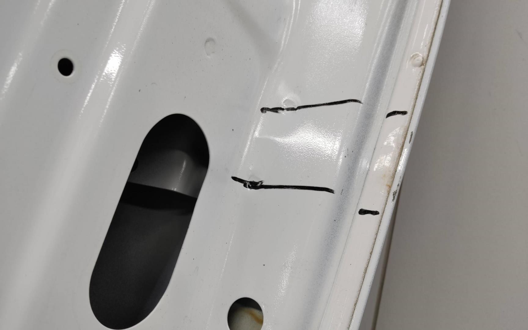 Дверь передняя левая