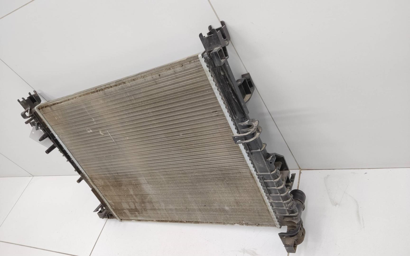 Радиатор охлаждения двигателя основной