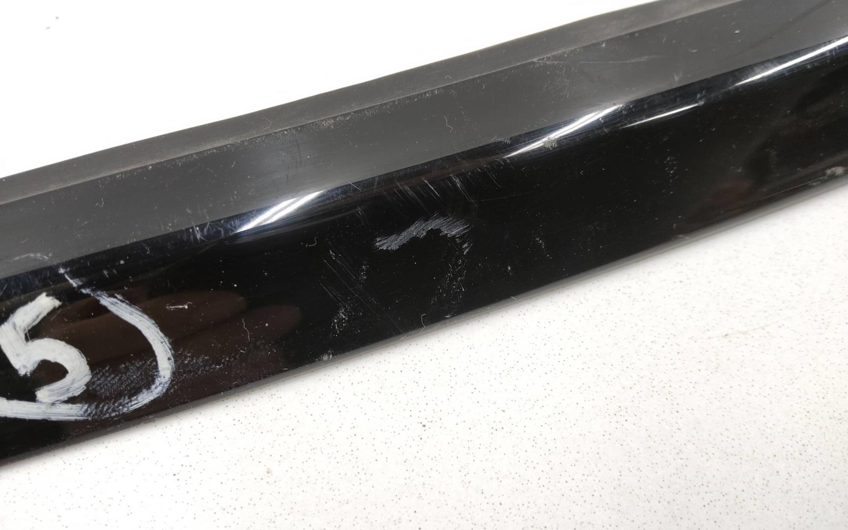 Накладка двери багажника