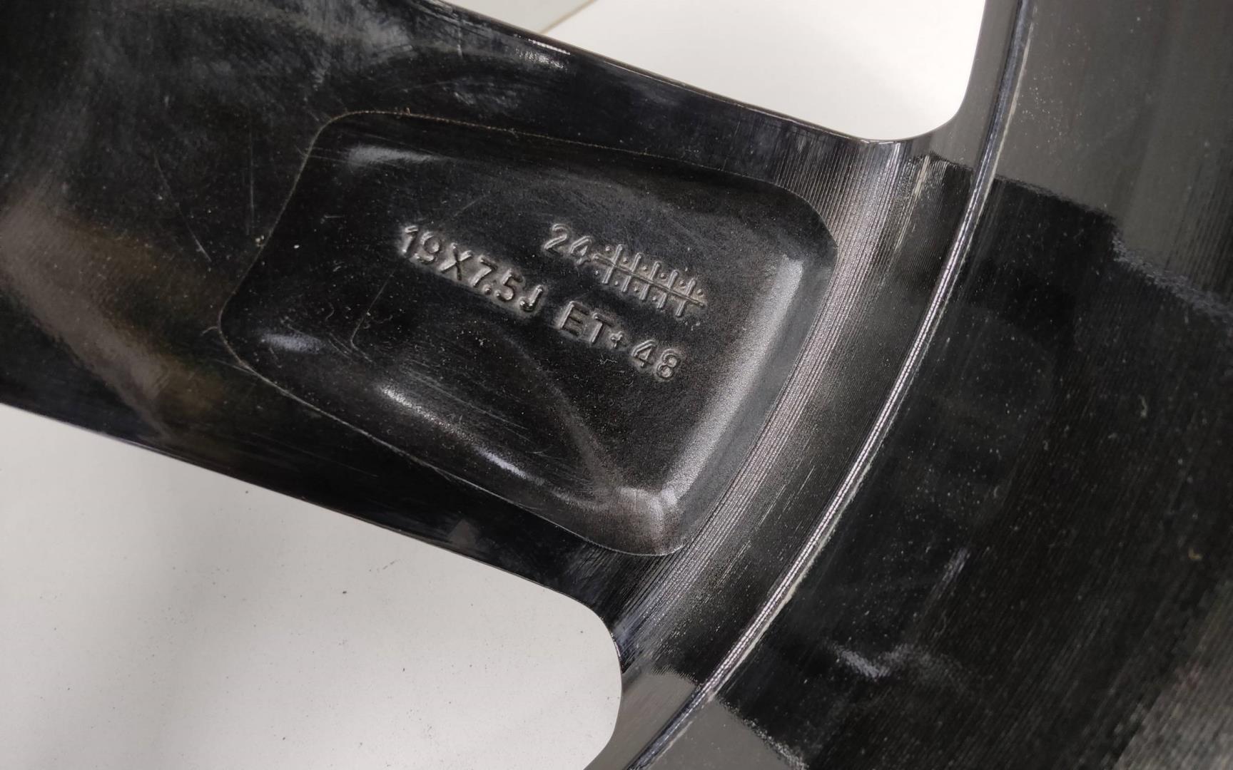 Диск колесный литой легкий сплав