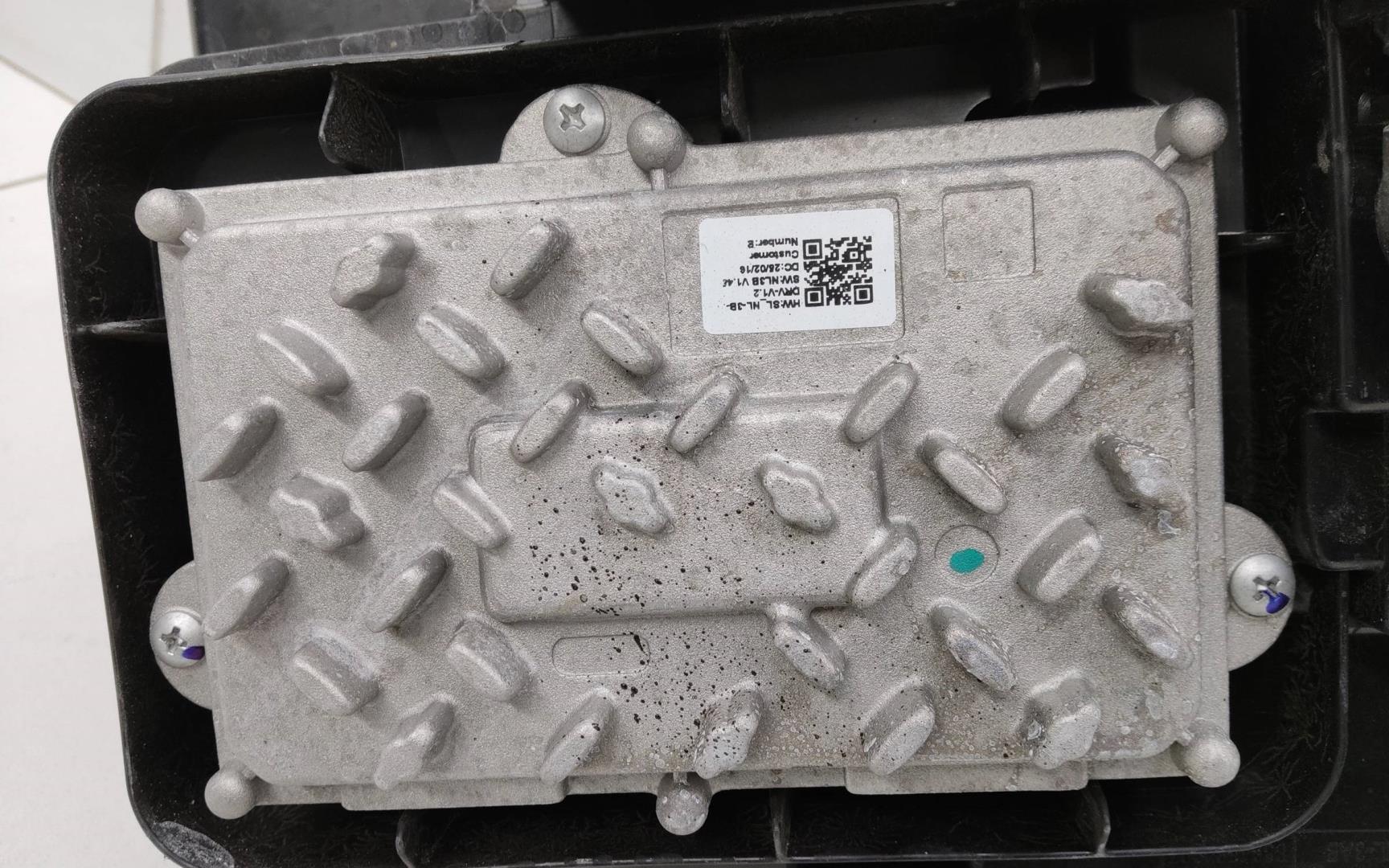 Фара правая