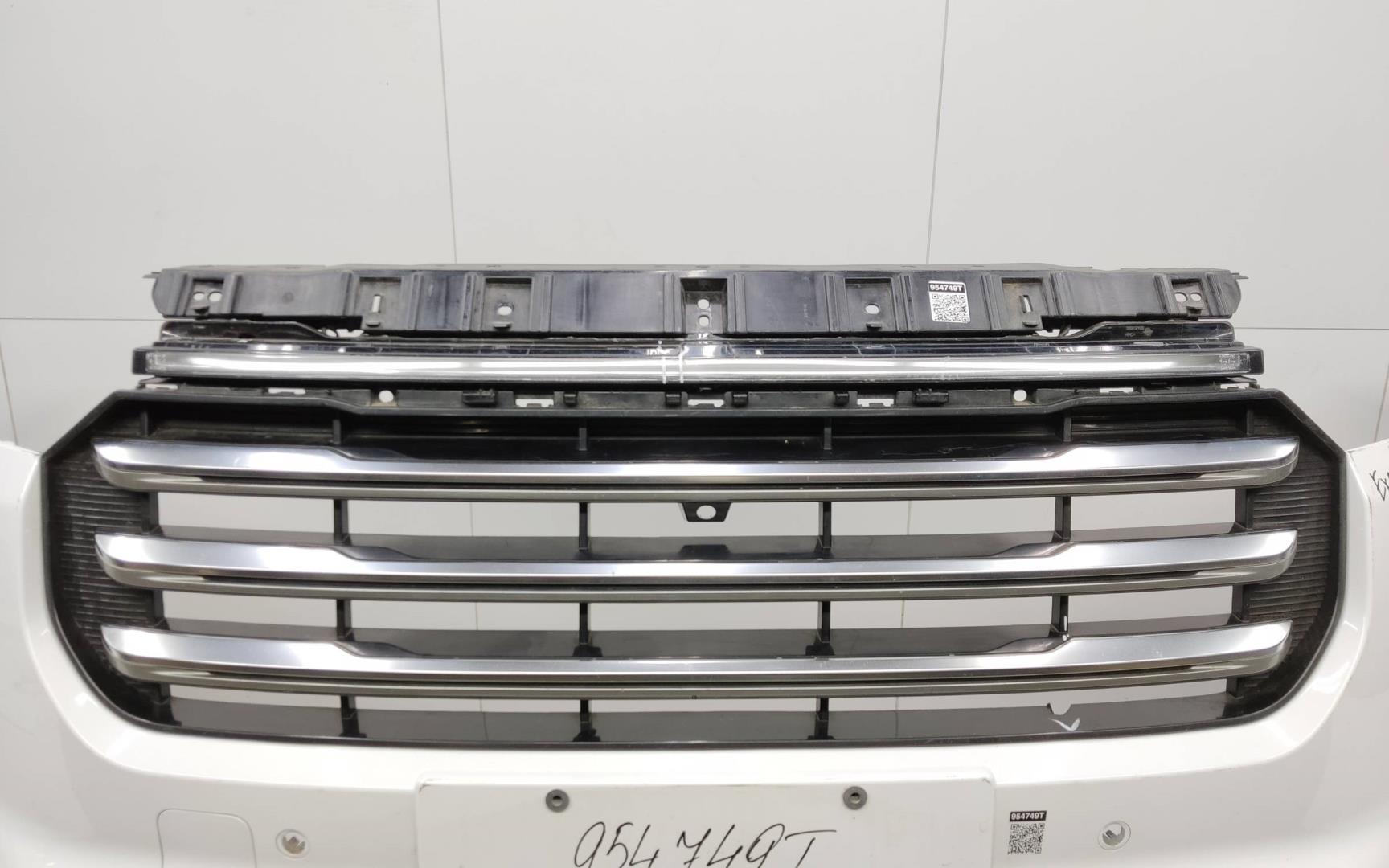 Бампер передний