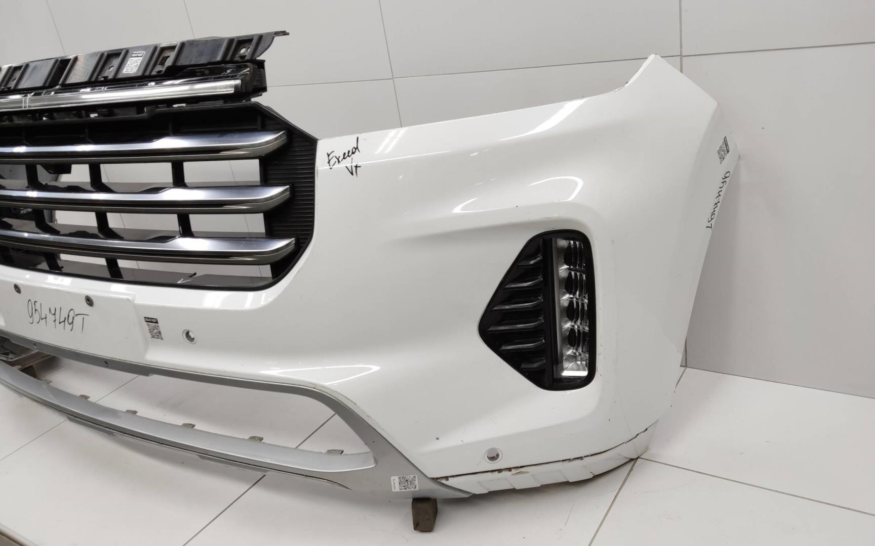 Бампер передний