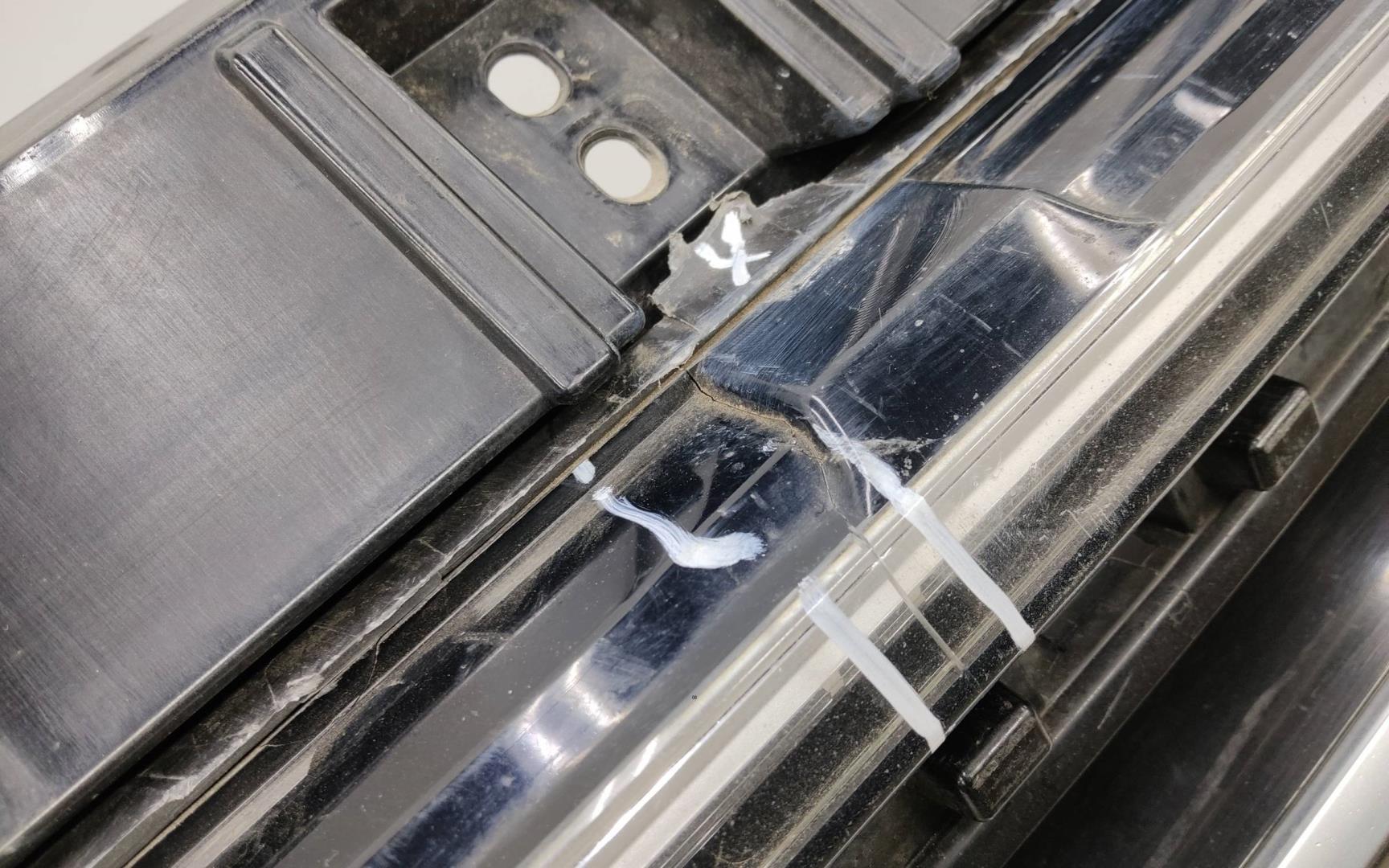 Бампер передний