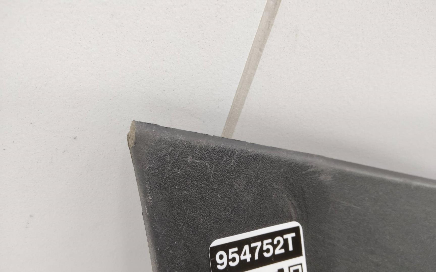 Накладка двери задней правой