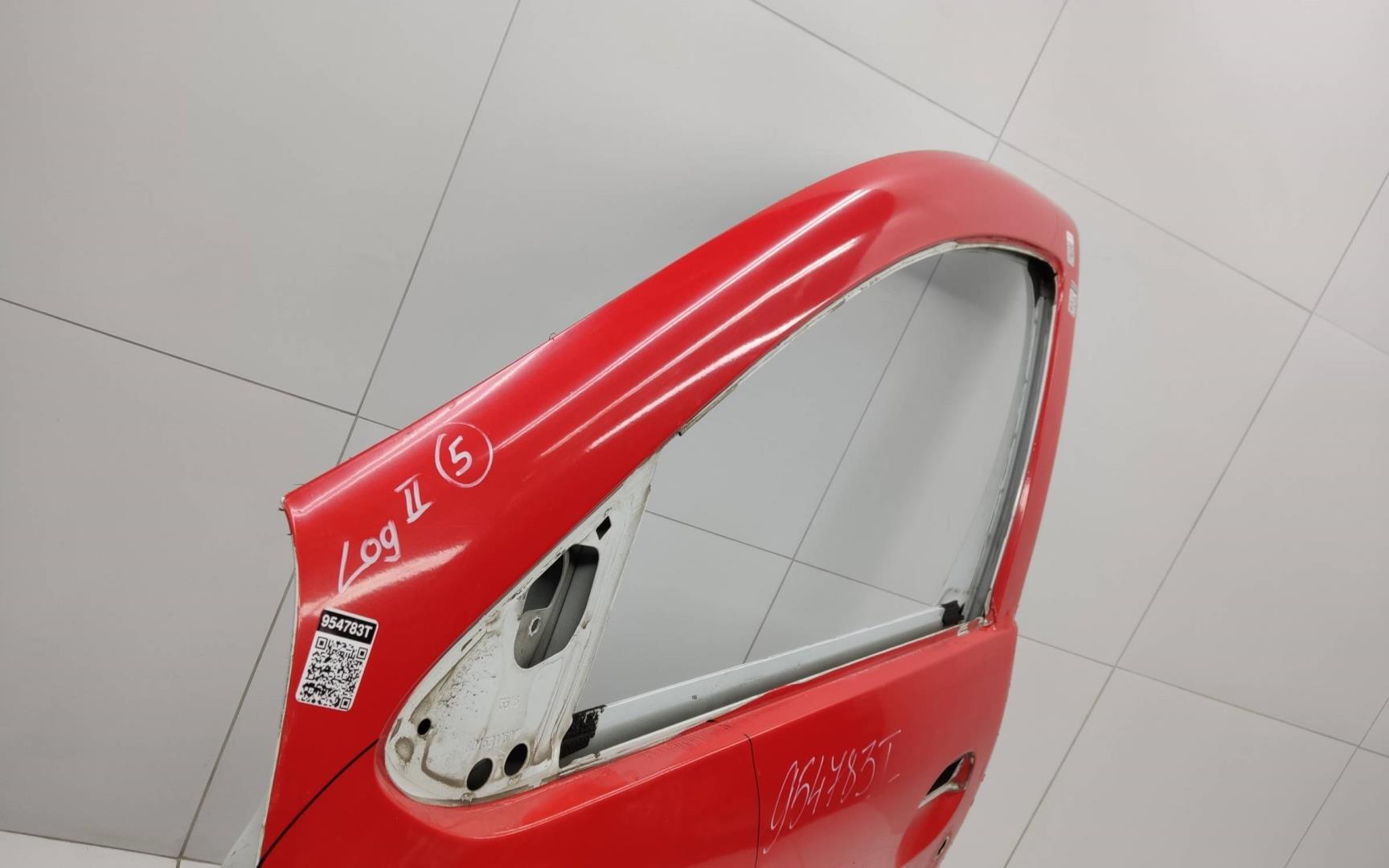 Дверь передняя левая