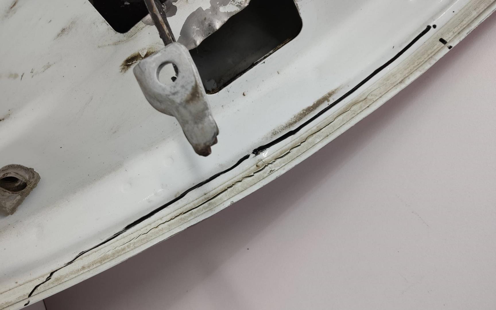 Дверь передняя левая