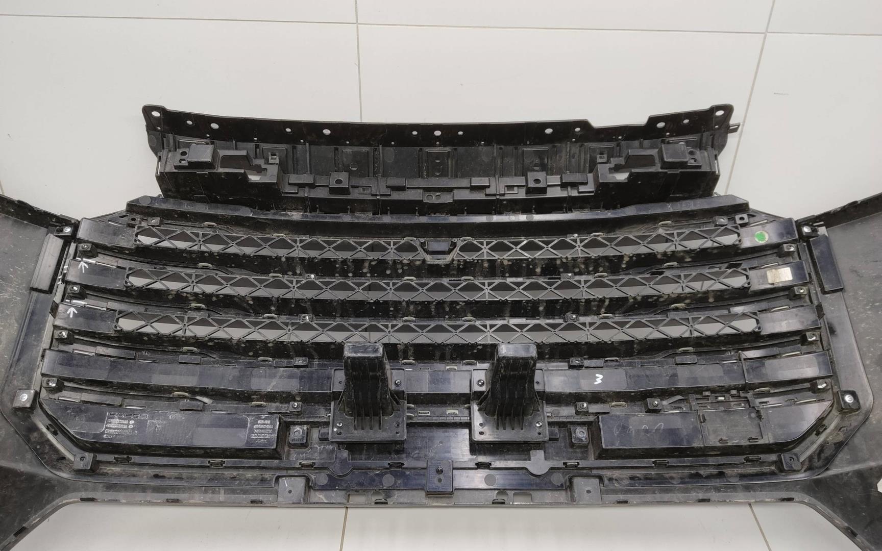 Бампер передний