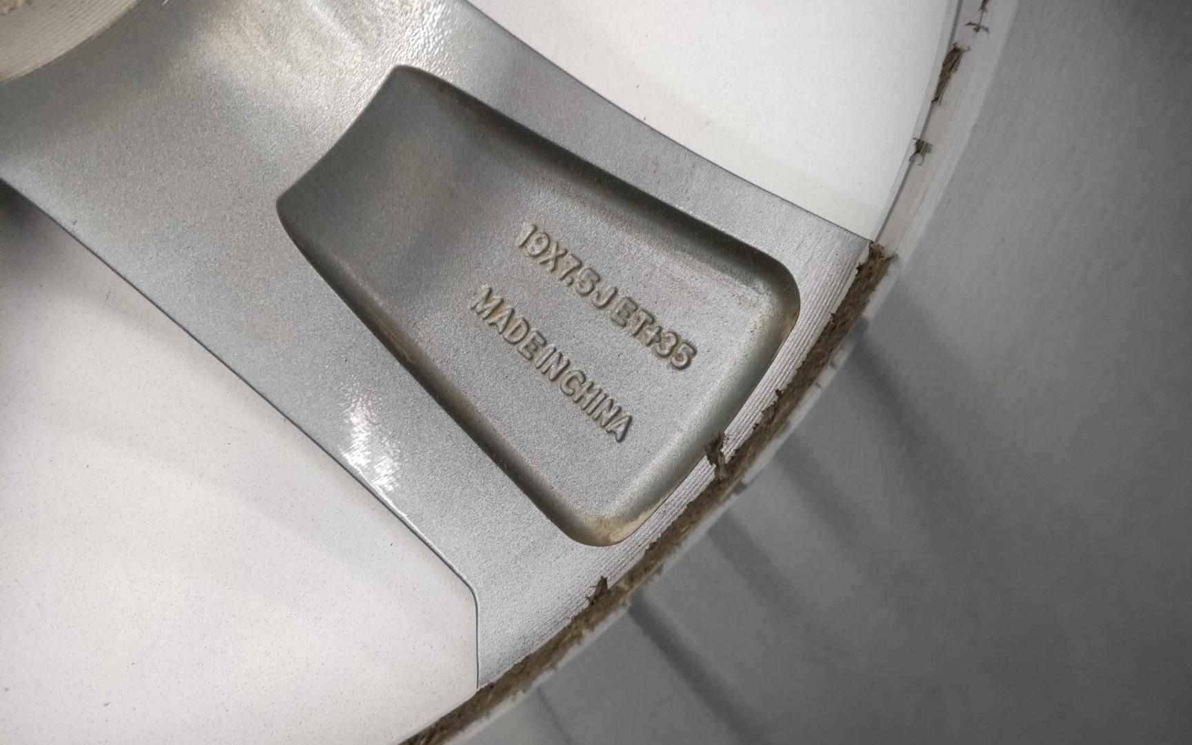 Диск колесный литой легкий сплав