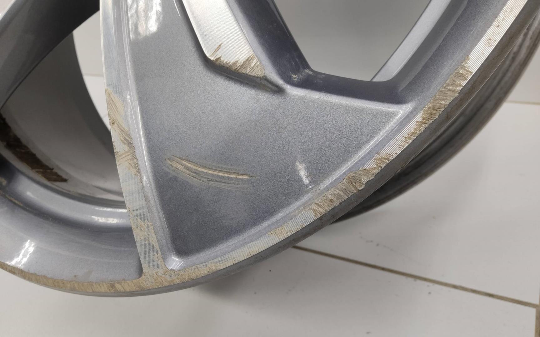 Диск колесный литой легкий сплав