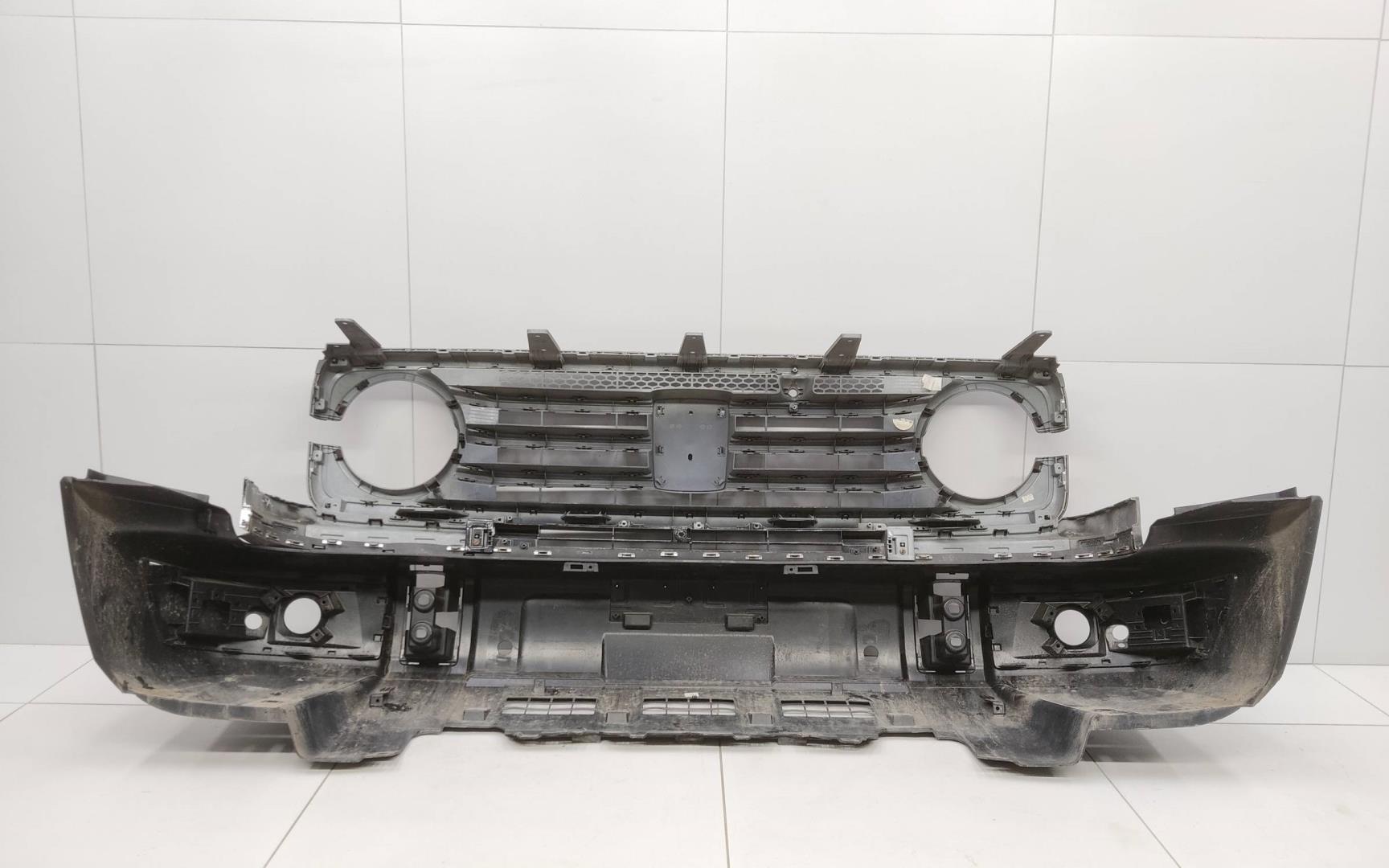 Бампер передний