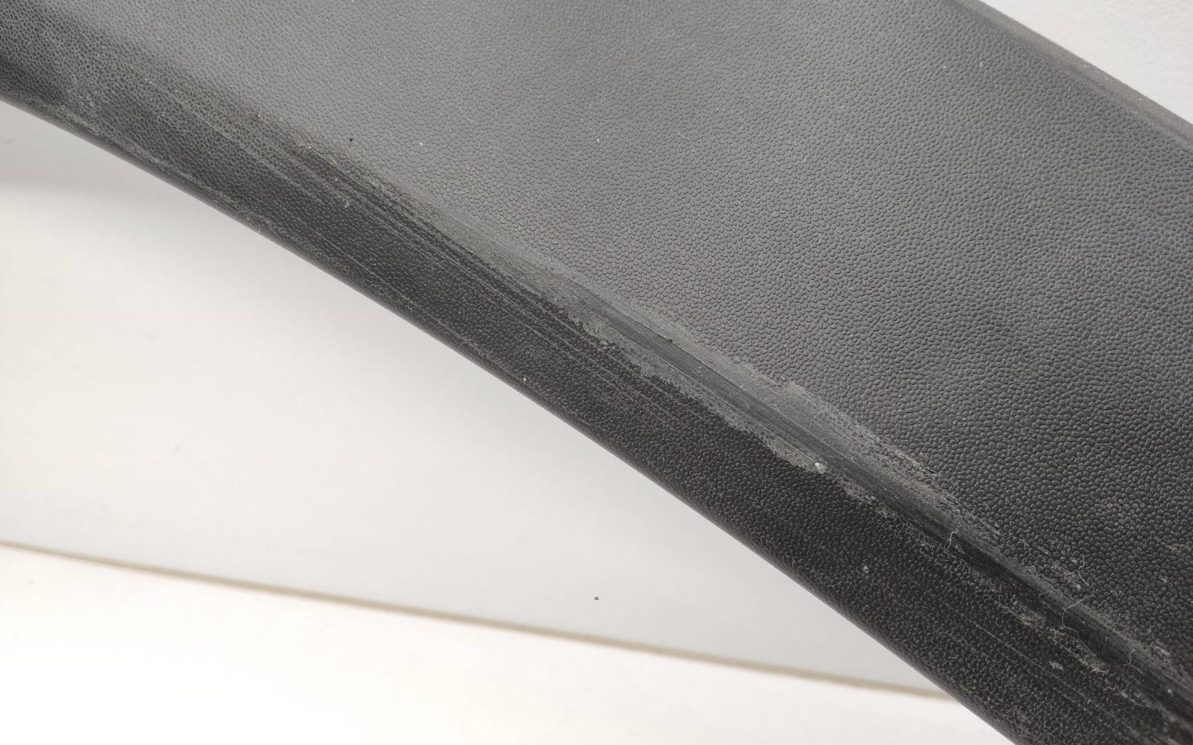 Накладка заднего крыла правого