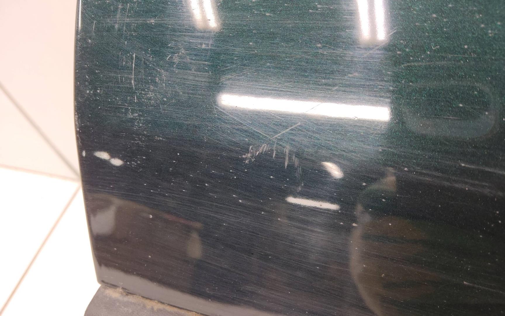 Накладка двери передней правой