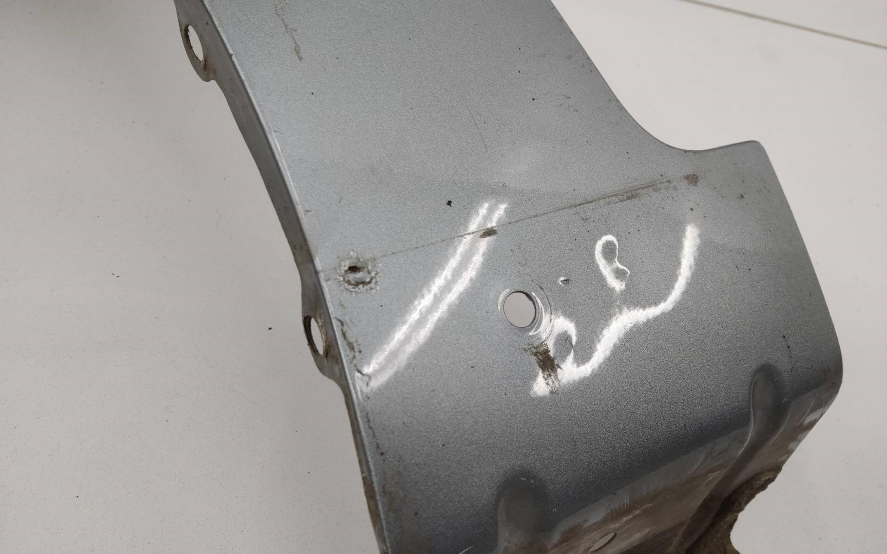 Крыло переднее левое