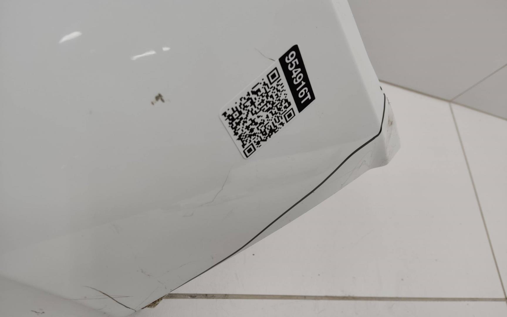 Крыло переднее правое