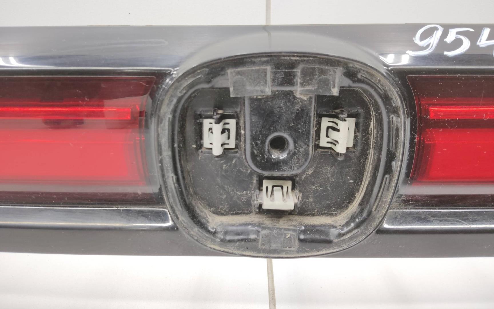 Фонарь задний