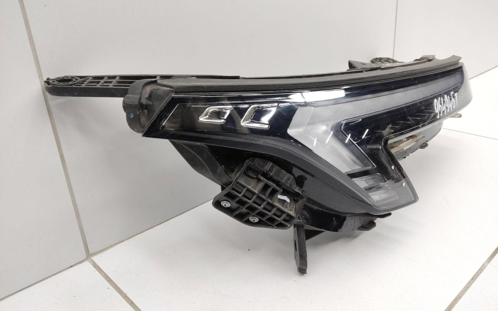 Фара дневного света правая (ходовые огни)