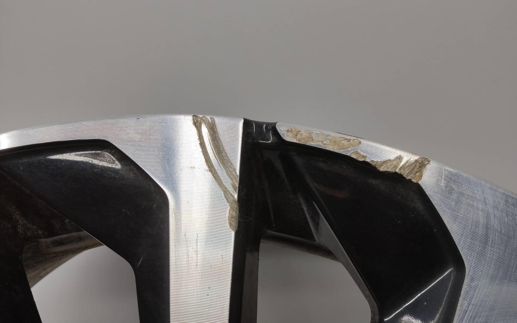 Диск колесный литой легкий сплав