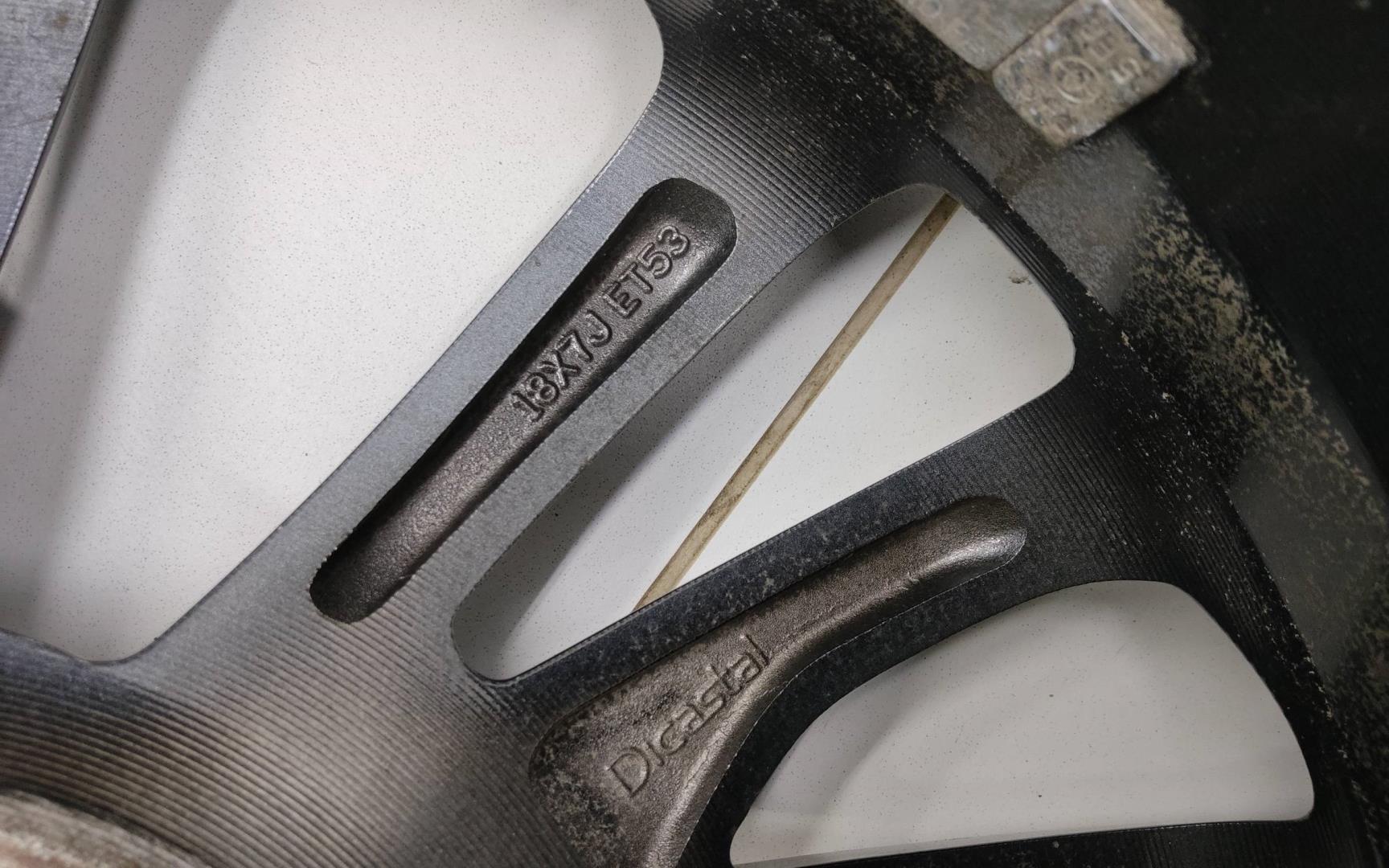 Диск колесный литой легкий сплав