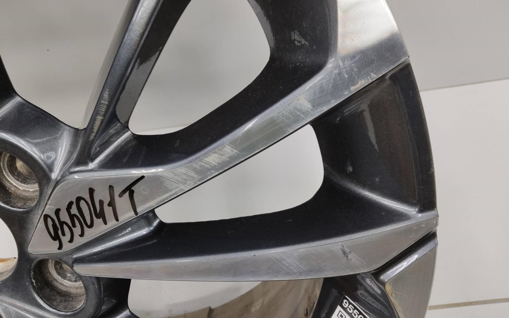 Диск колесный литой легкий сплав