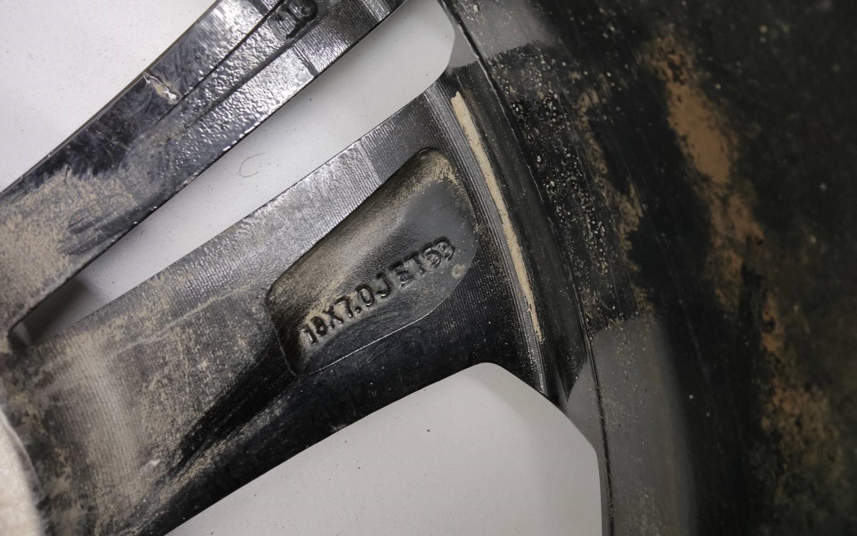 Диск колесный литой легкий сплав