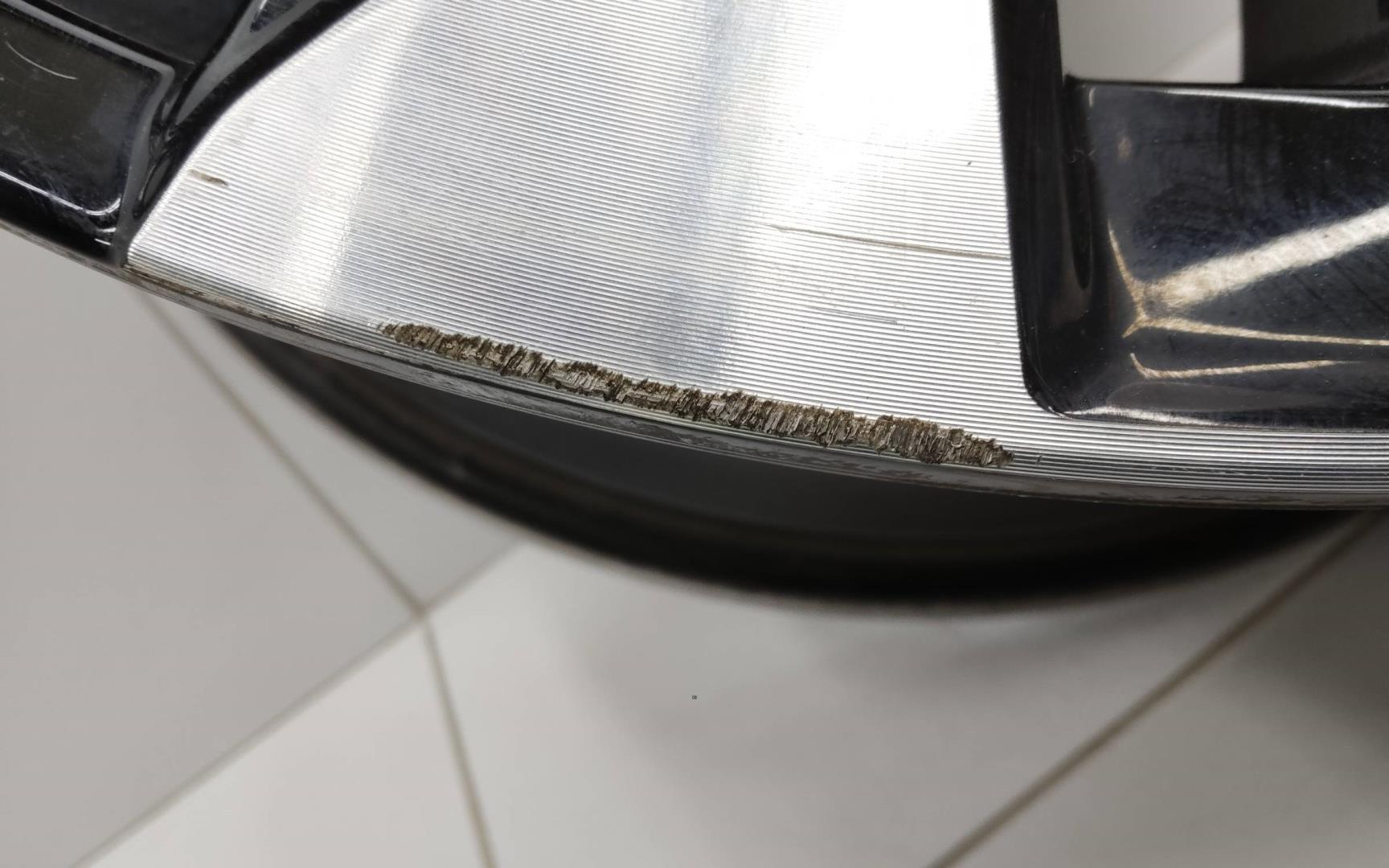 Диск колесный литой легкий сплав