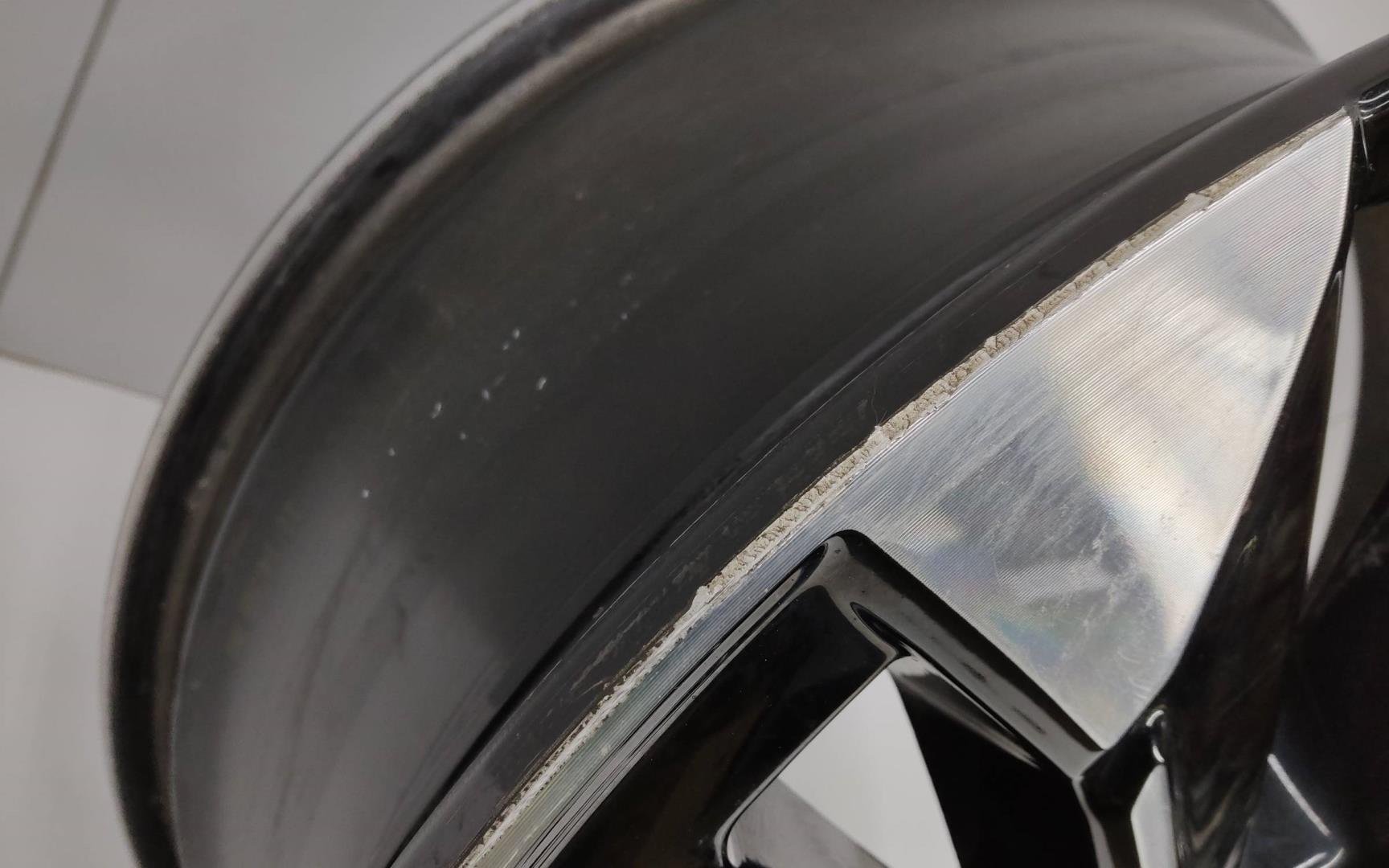 Диск колесный литой легкий сплав