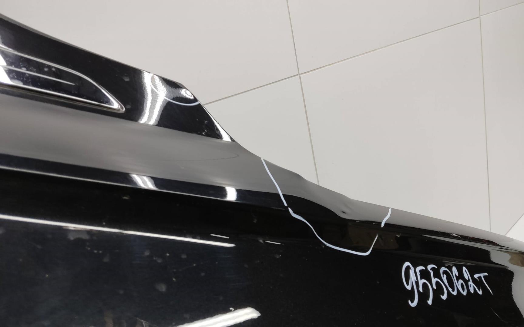 Крыло переднее правое