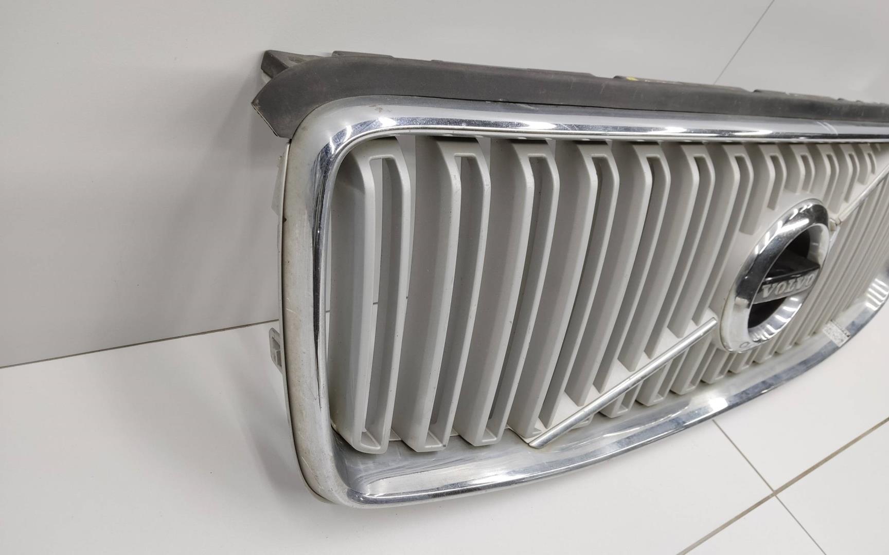 Решетка радиатора