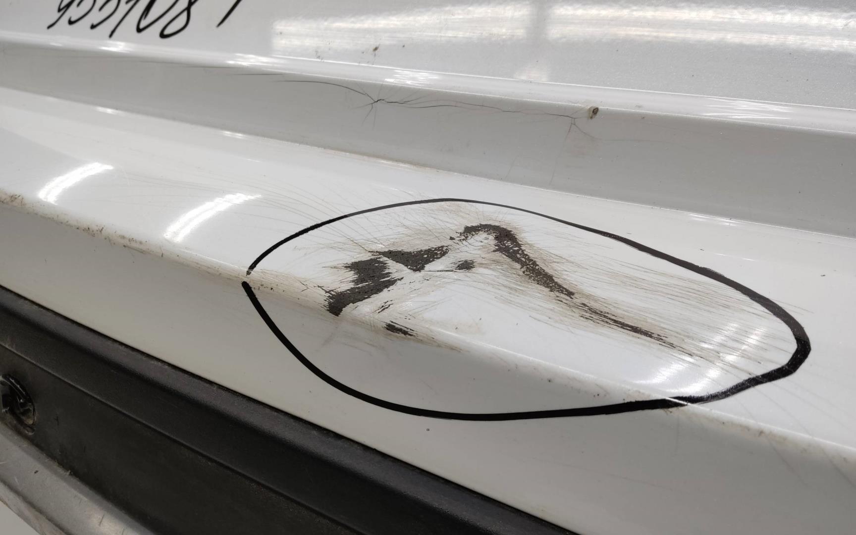 Бампер задний