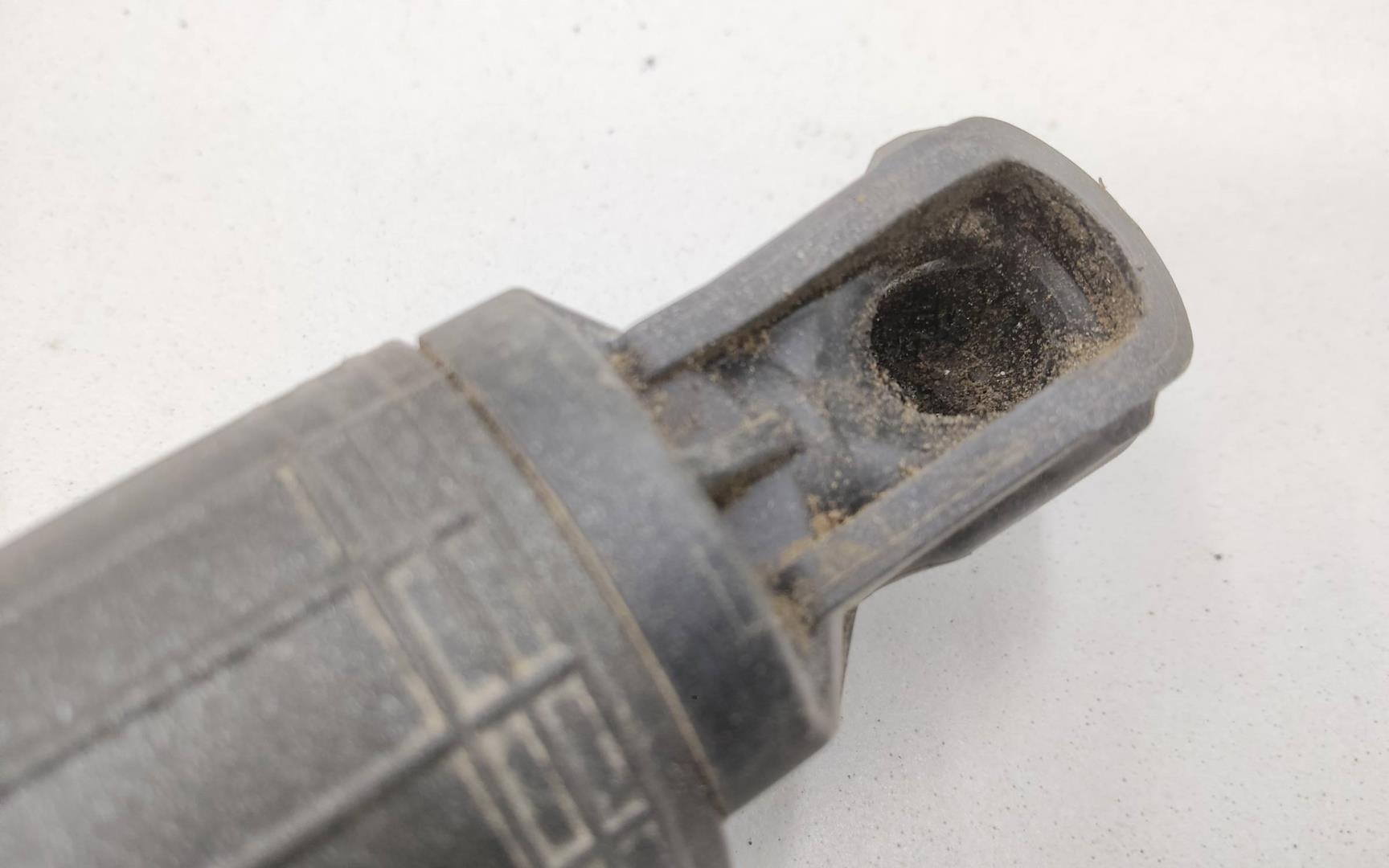 Амортизатор крышки багажника