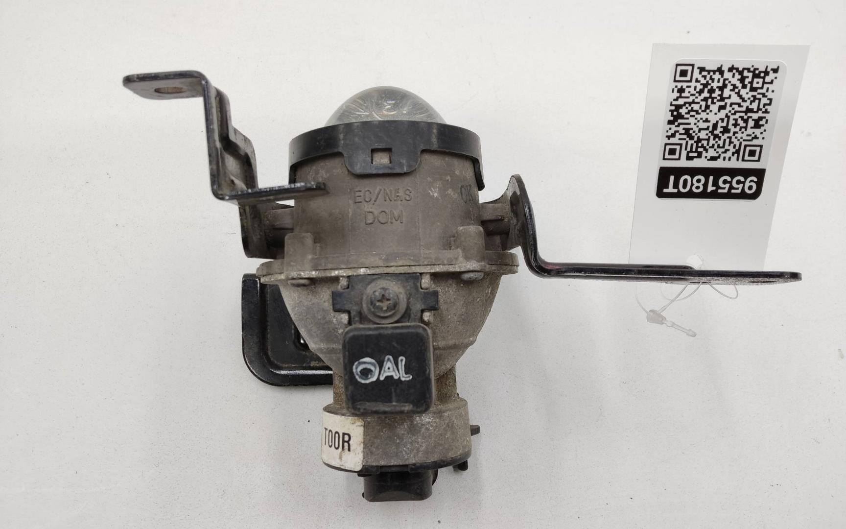 Фара противотуманная правая