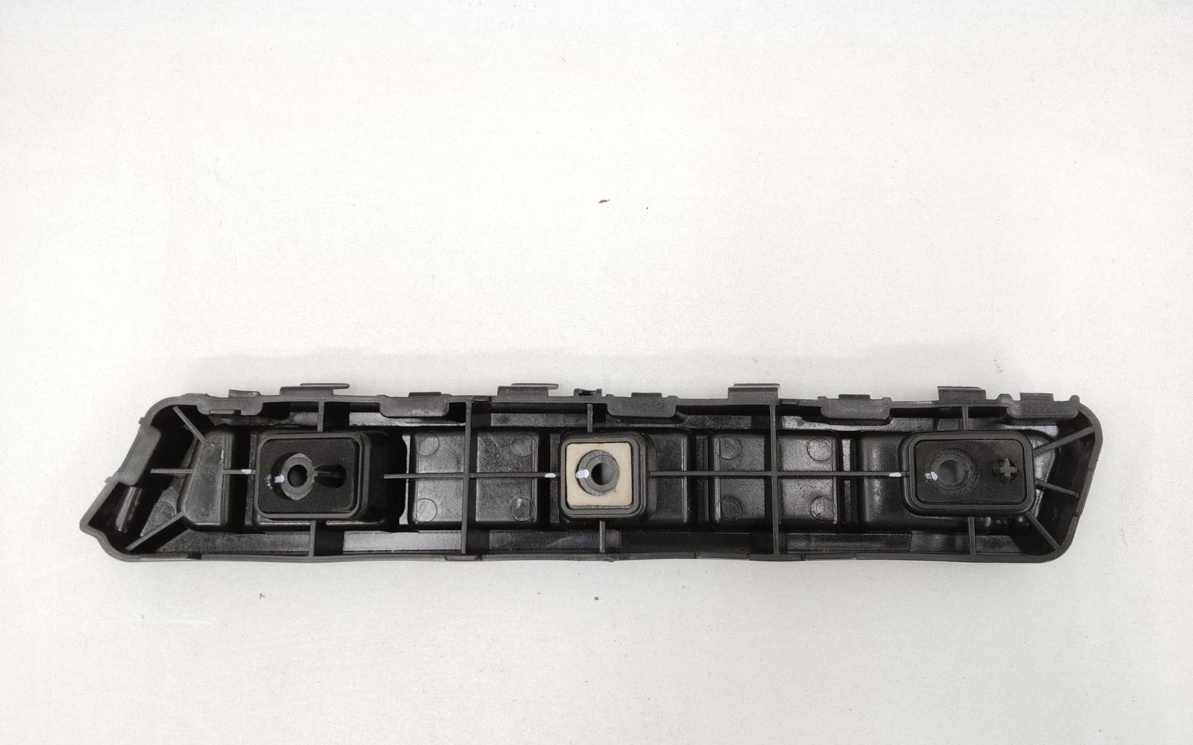 Кронштейн заднего бампера левый