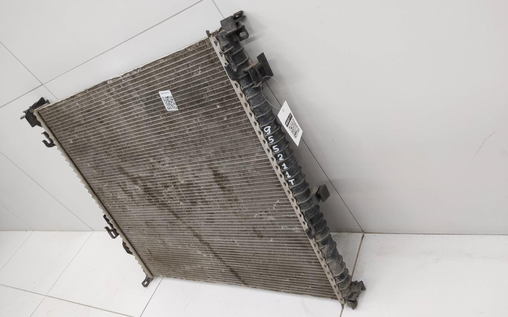 Радиатор охлаждения двигателя дополнительный
