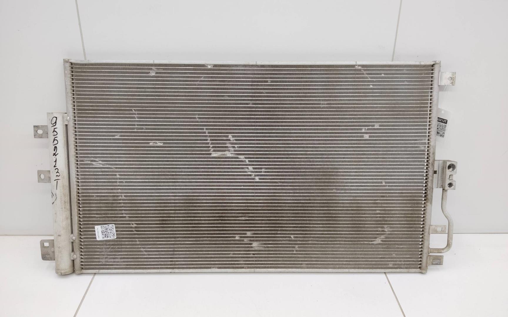 Радиатор кондиционера / конденсер