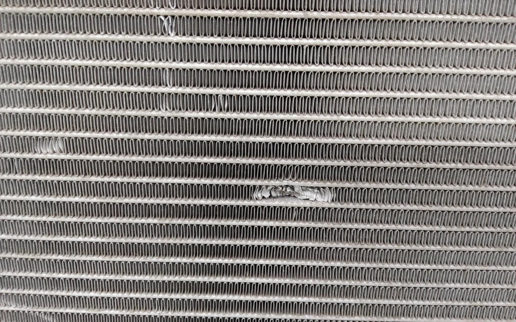 Радиатор кондиционера / конденсер