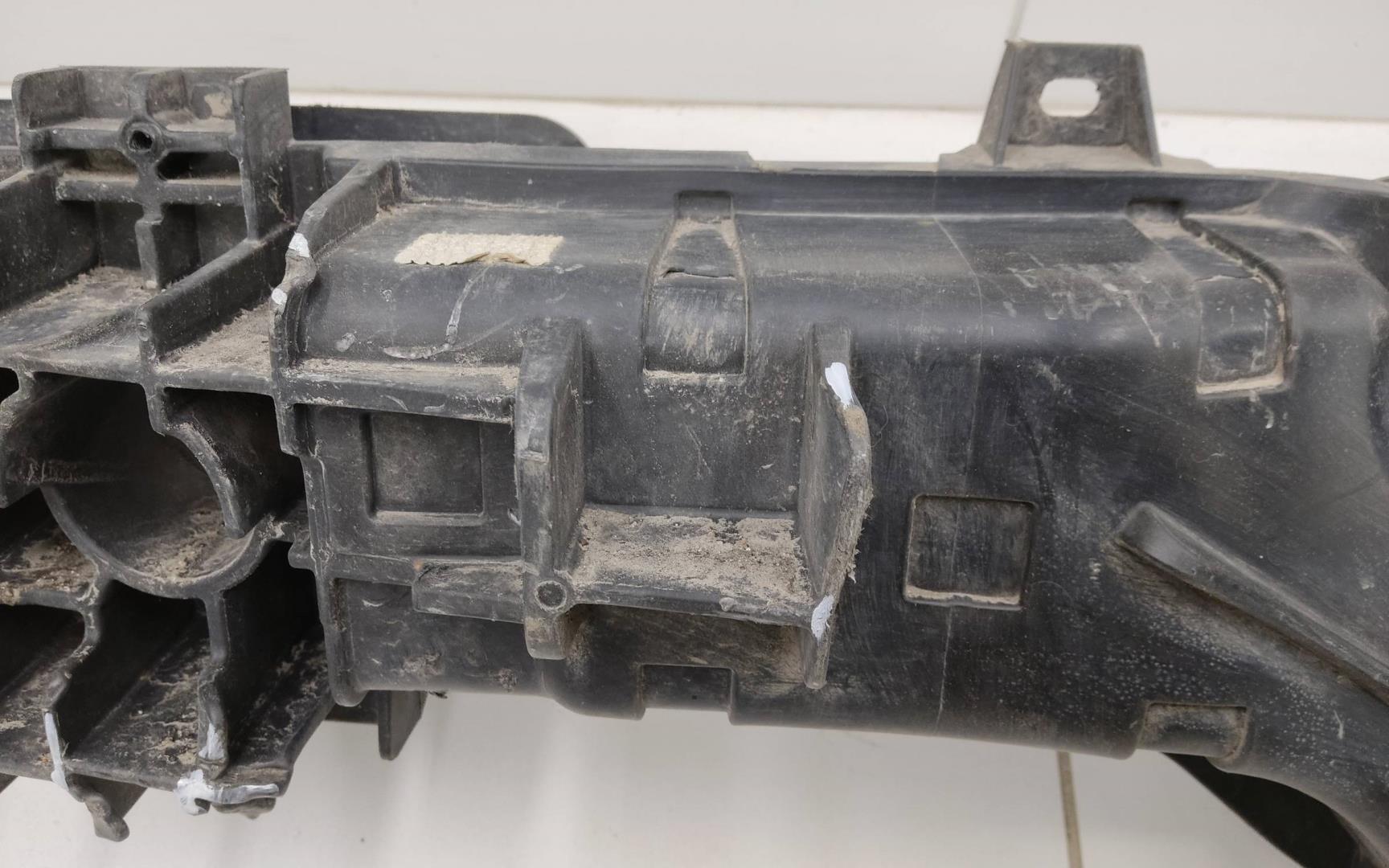 Усилитель заднего бампера