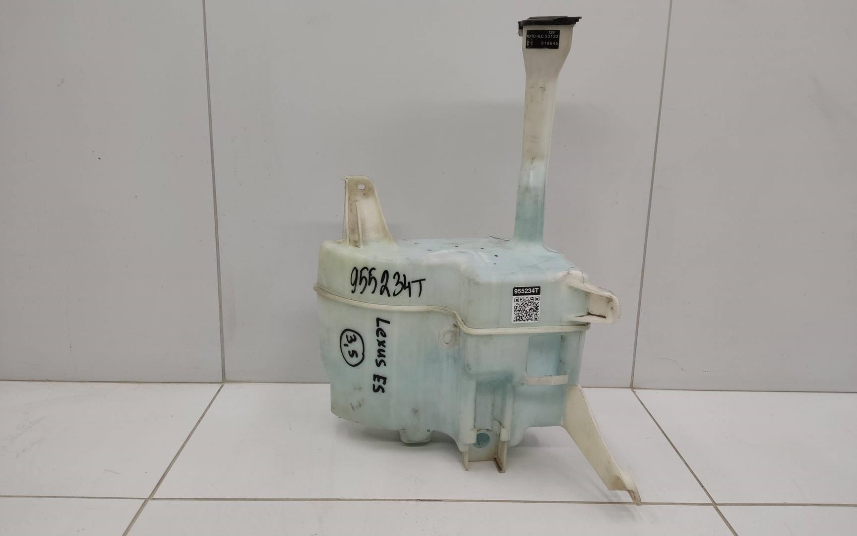 Бачок омывателя лобового стекла