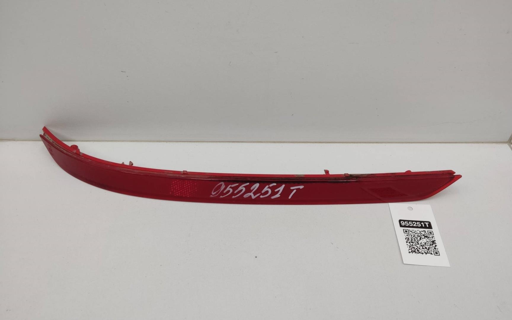 Отражатель в бампер задний левый