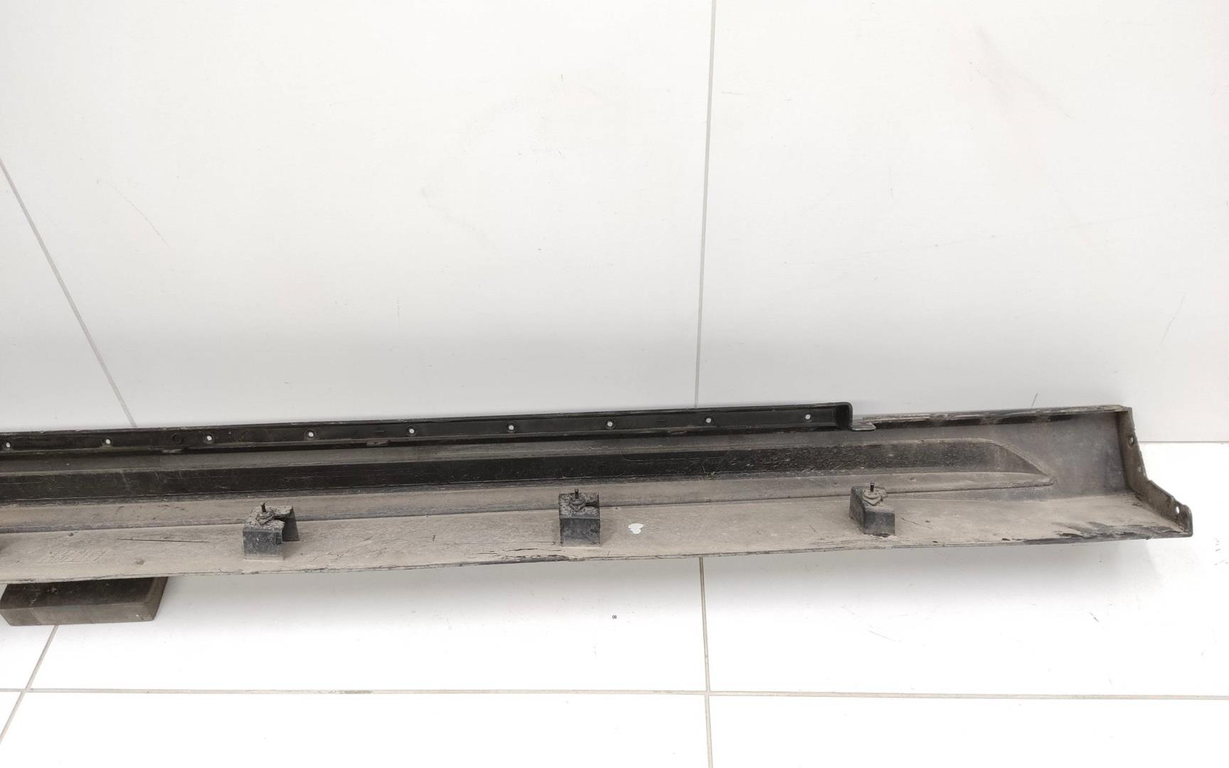 Накладка на порог (наружная)