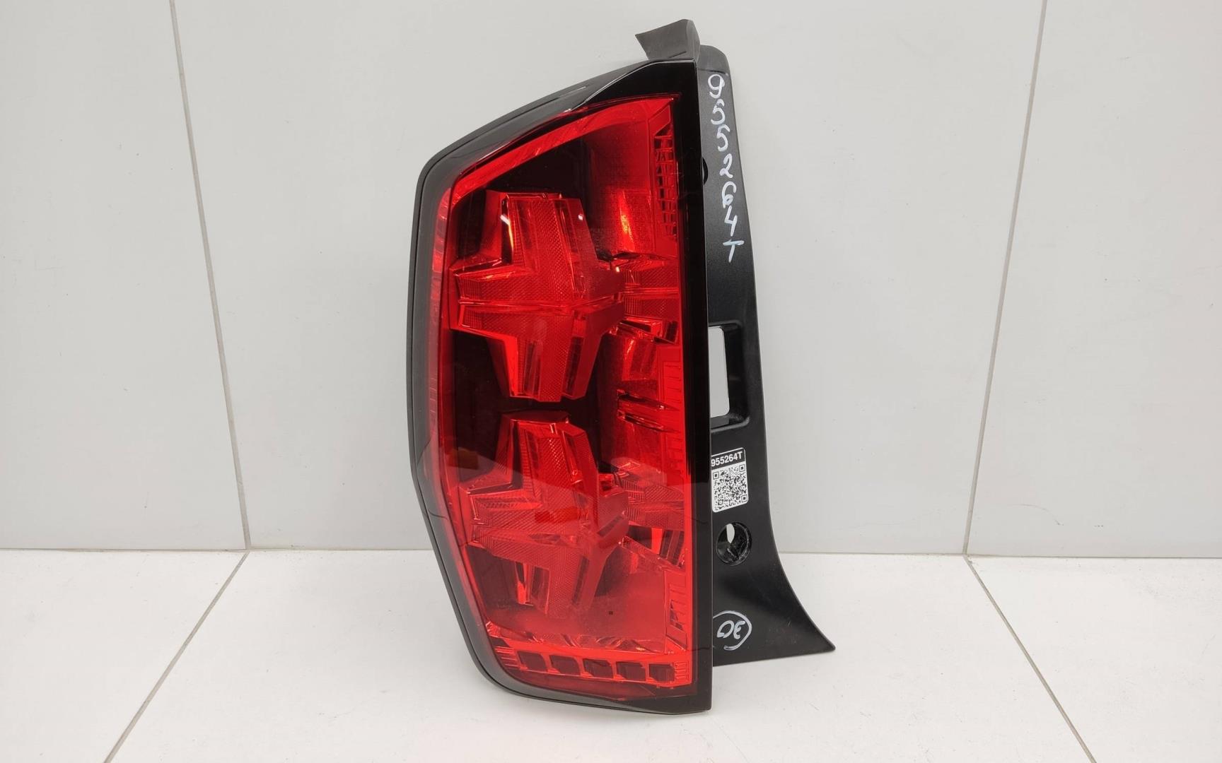 Фонарь задний левый